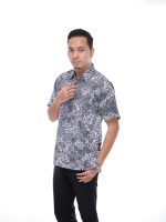 Kemeja Regular Lengan Pendek-02